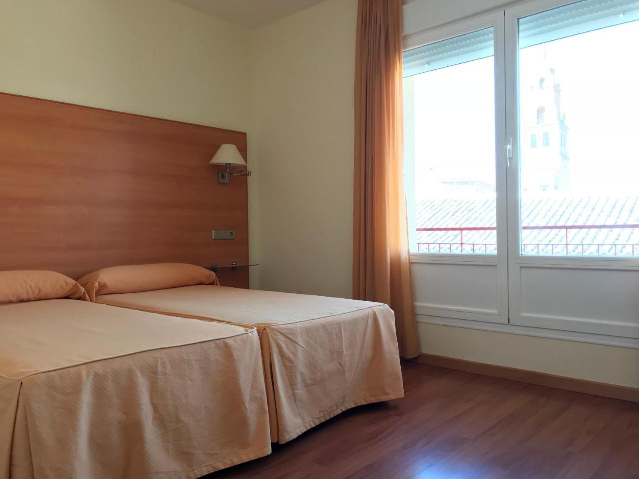 Hotel Europa Villacanas ภายนอก รูปภาพ